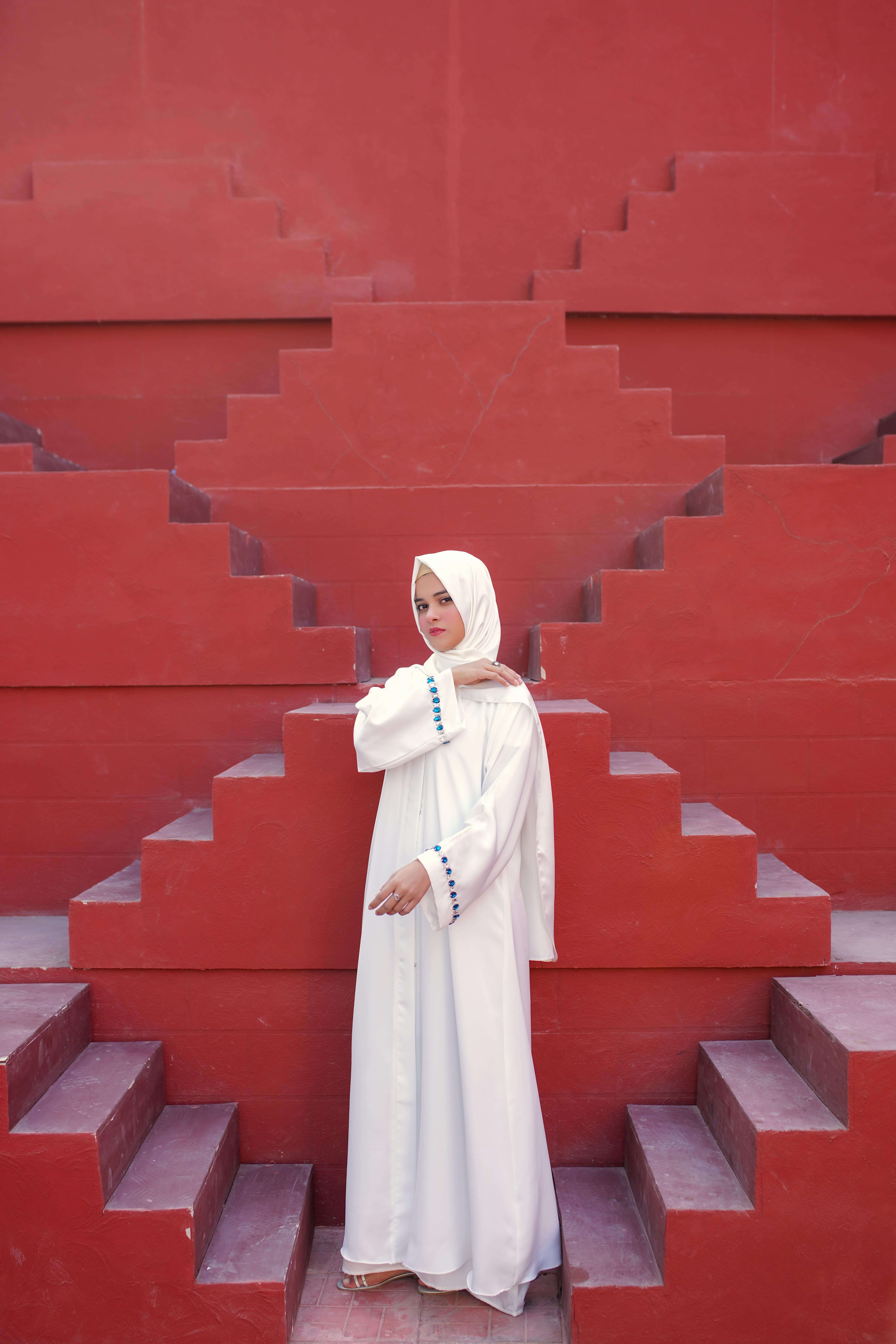 Snow Embellished Abaya - Image 3